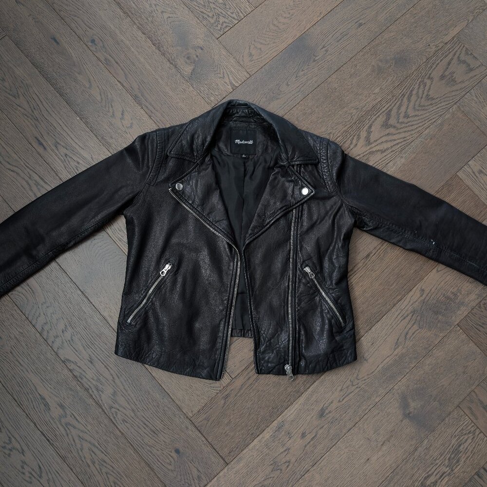 Madewell Washed Leather Motorcycle Moto Jacket in True Black - Small